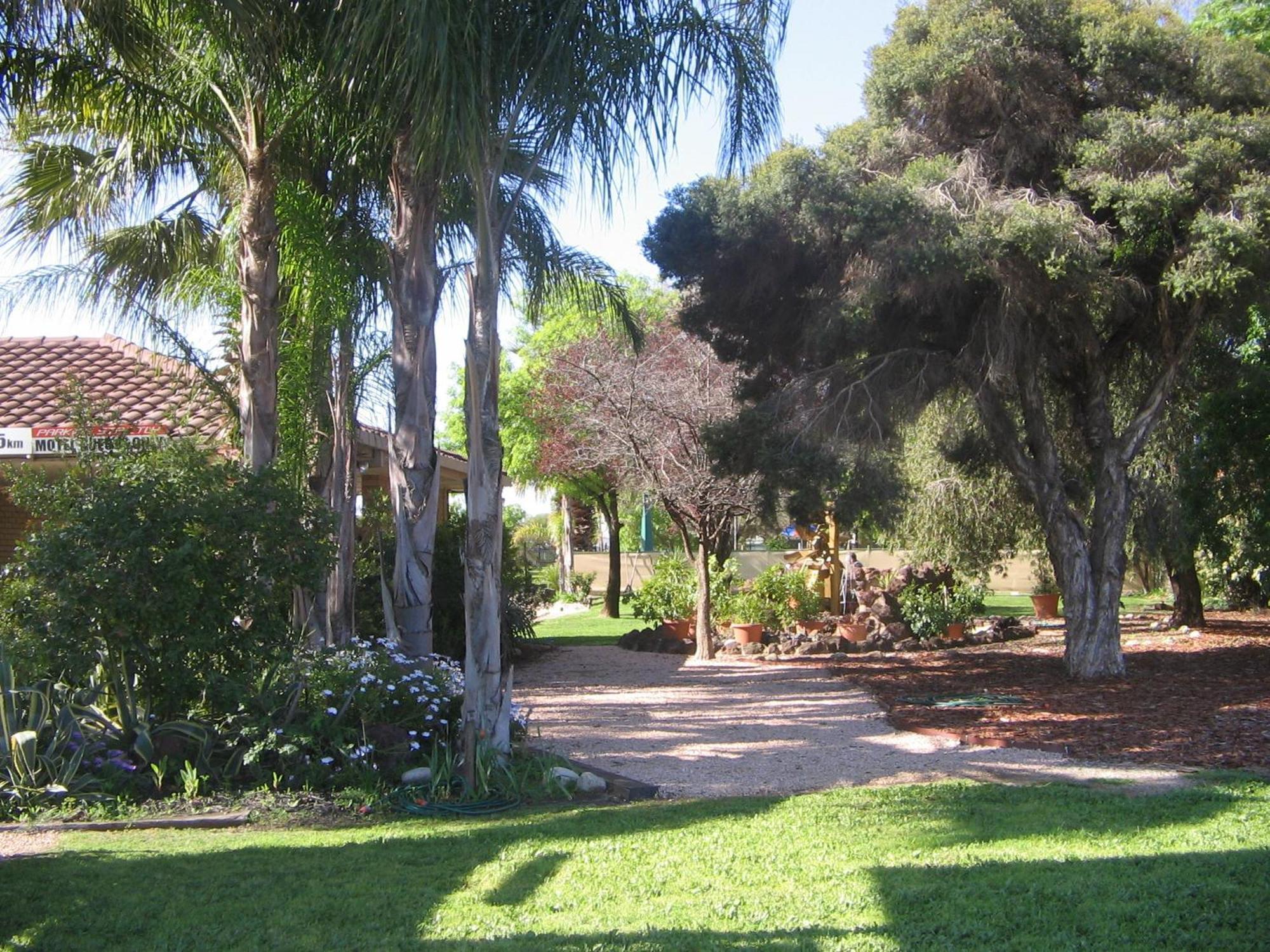 Orana Motor Inn Mildura Bagian luar foto